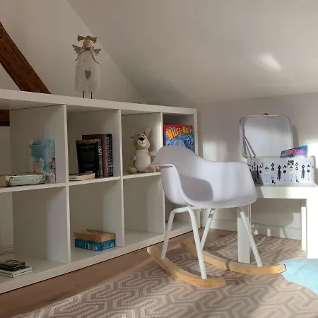 Gemuetliches Einfamilienhaus In Mit 3 Schlafzimmern Mit Garten Und Parkplatz * Gera