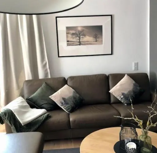 Gemuetliches Einfamilienhaus In Mit 3 Schlafzimmern Mit Garten Und Parkplatz Vakantiehuis Gera