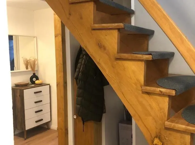 Gemuetliches Einfamilienhaus In Mit 3 Schlafzimmern Mit Garten Und Parkplatz Gera