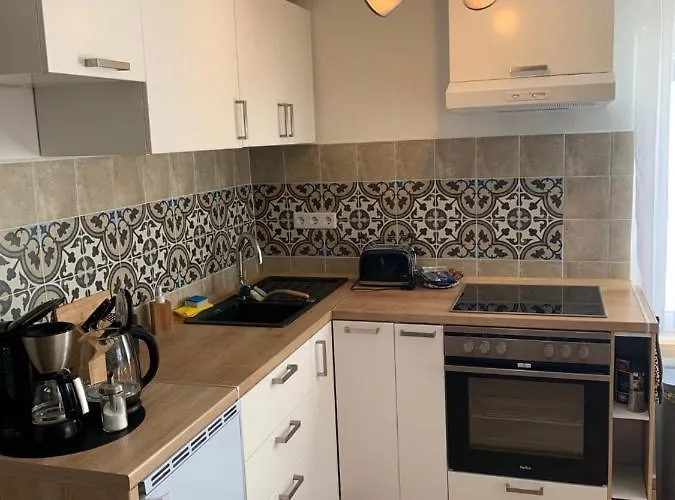 Gemuetliches Einfamilienhaus In Mit 3 Schlafzimmern Mit Garten Und Parkplatz Gera