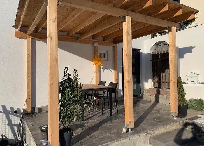 Gemuetliches Einfamilienhaus In Mit 3 Schlafzimmern Mit Garten Und Parkplatz Gera